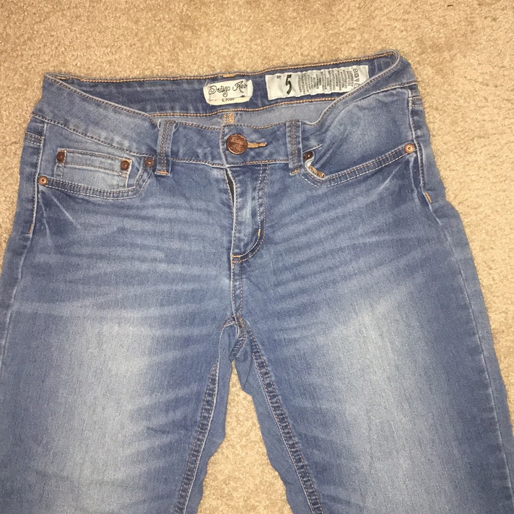 Light washed Capri skinny jeans